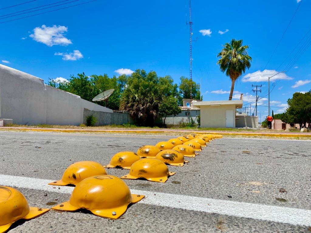 Ejemplo de colocación de boyas metálicas